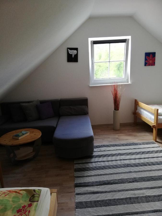 Ferienwohnung Am Bodensee Mit 3 Schlafzimmer Ueber 2 Etage Mit Kleine Balkon Bis 7 Personen อูเบอร์ลิงเงน ภายนอก รูปภาพ
